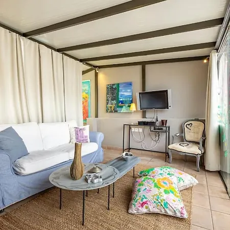 Arthome Arthome In Athina Athene
